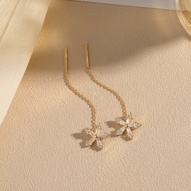 Shiny Diamond Flower Earrings