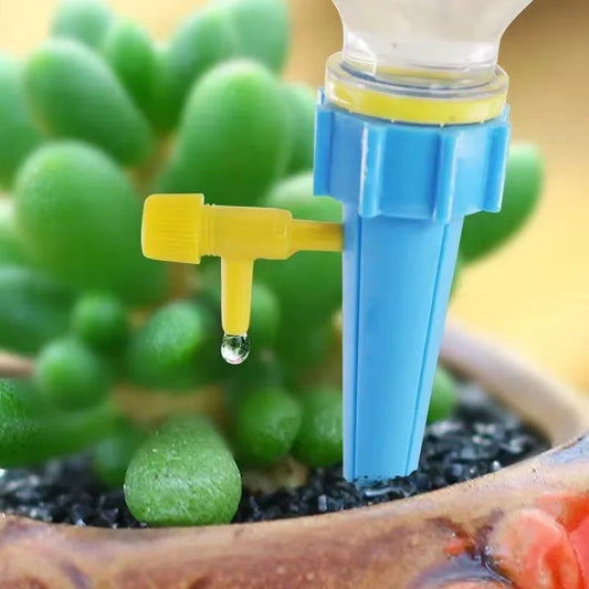 Automatic Plant Water Dripping Spikes