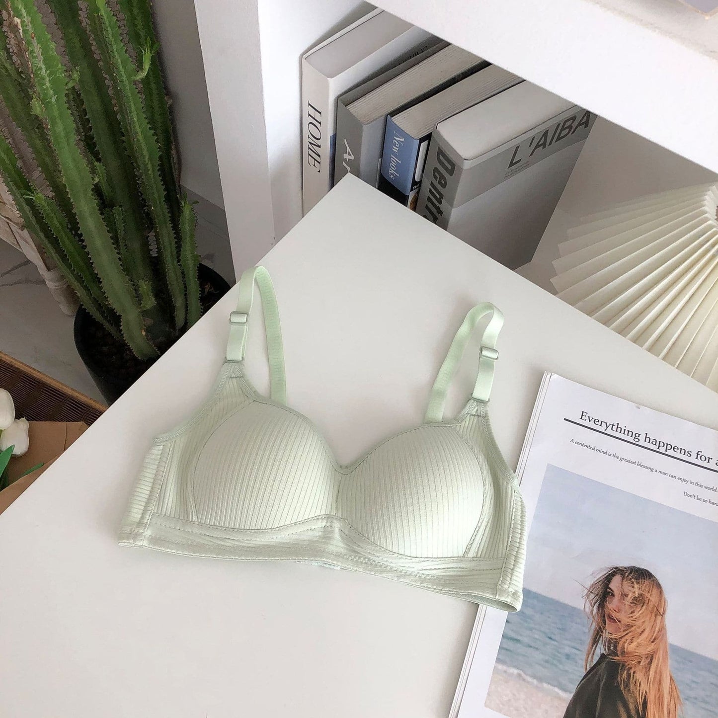 Women's Wireless Bra｜Lightweight, Comfortable & Supportive