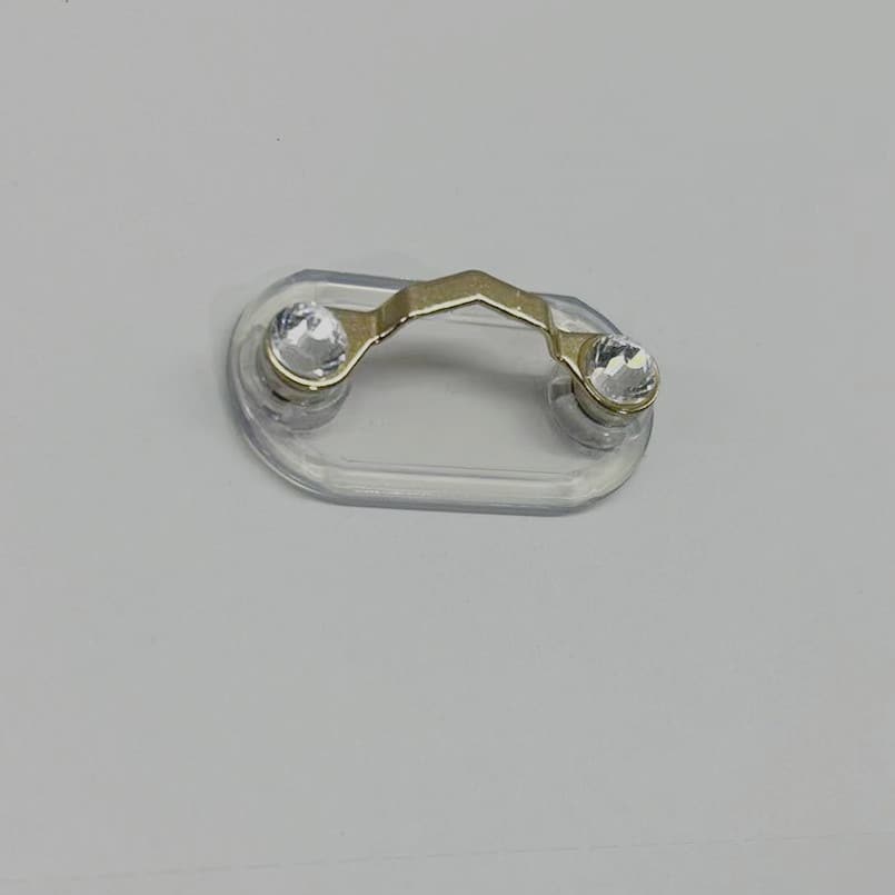Mini Magnetic Glasses Clip｜Clip It On, Carry It Anywhere