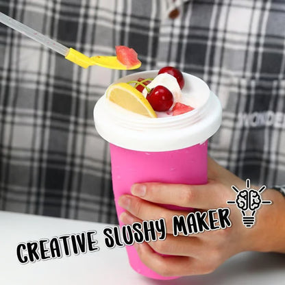 🥤 Slushy Cup with Built-in Spoon & Straw – Quick Homemade Smoothies & Slushies