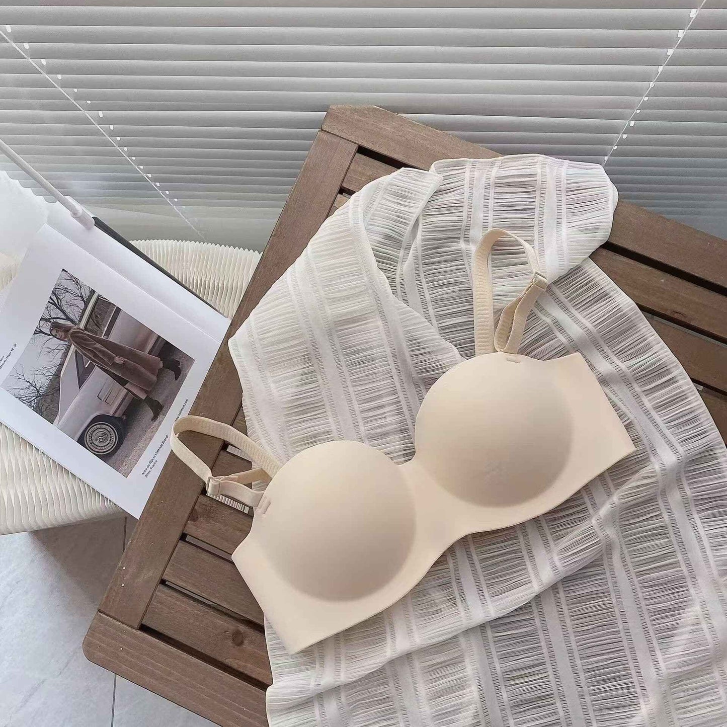 ✨ Seamless Strapless Bra｜Wireless, Removable Straps & All-Day Comfort