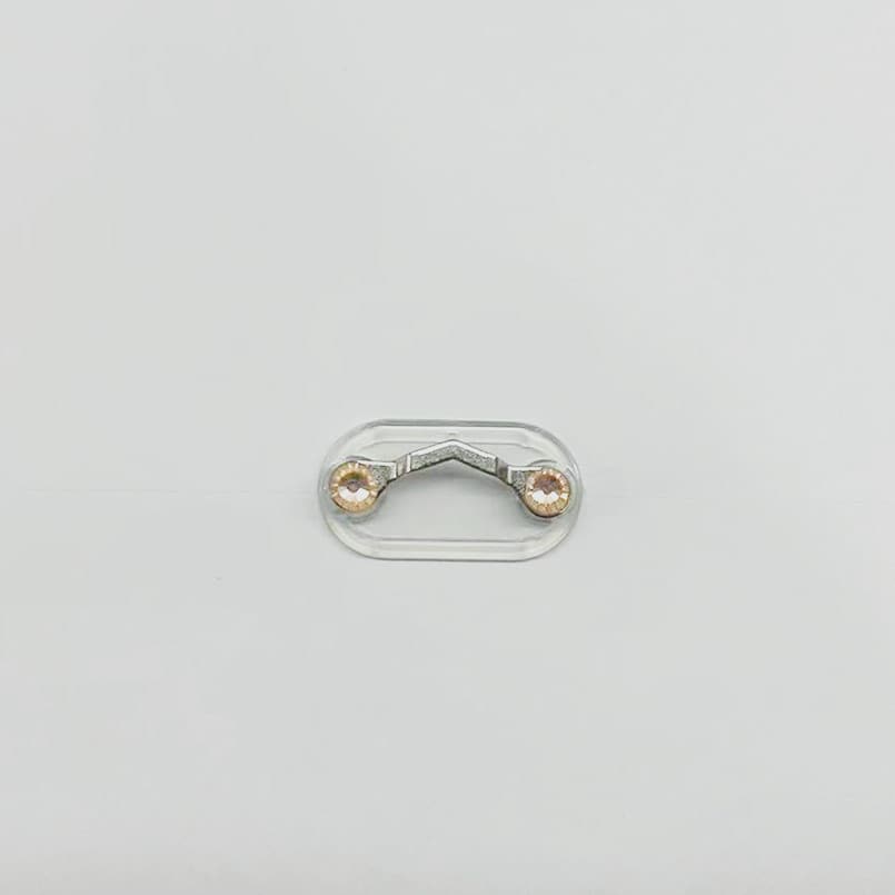 Mini Magnetic Glasses Clip｜Clip It On, Carry It Anywhere