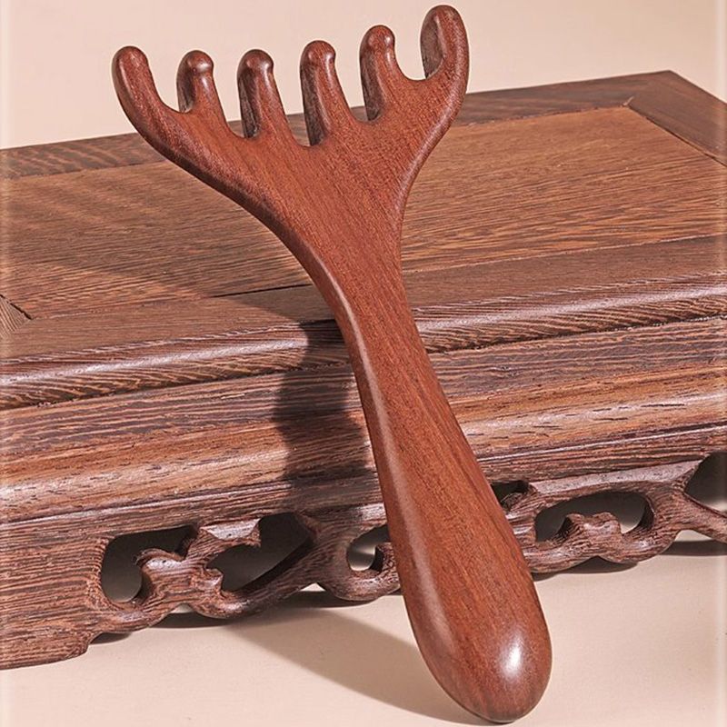 Meridian massage comb with six claws，sandalwood comb