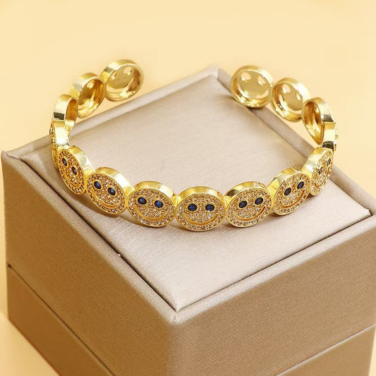 Luxury Round Smiley Face Zirconia Gold-Plated Bracelet | Minimalist Bangle